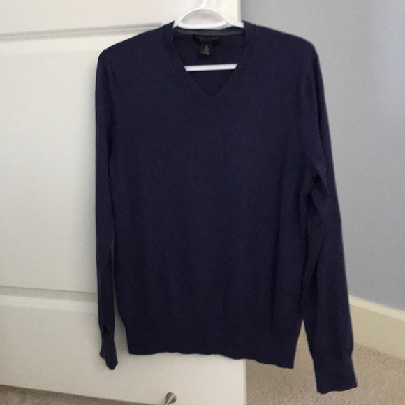 Banana Republic luxury silk sweater: 75% silk - Picture 1 of 2